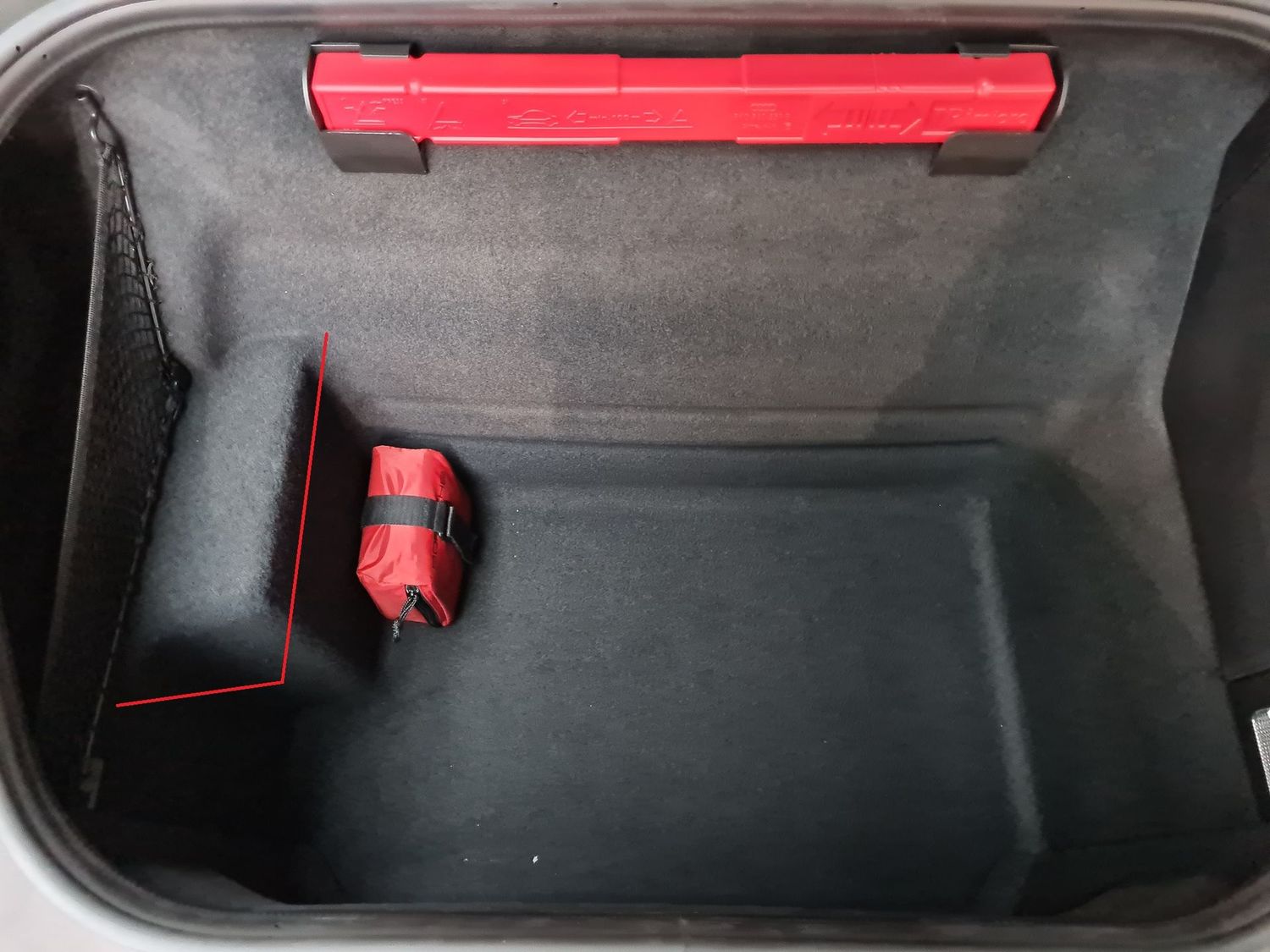 Roadsterbag Porsche 991 front trunk Version A (completely leather)