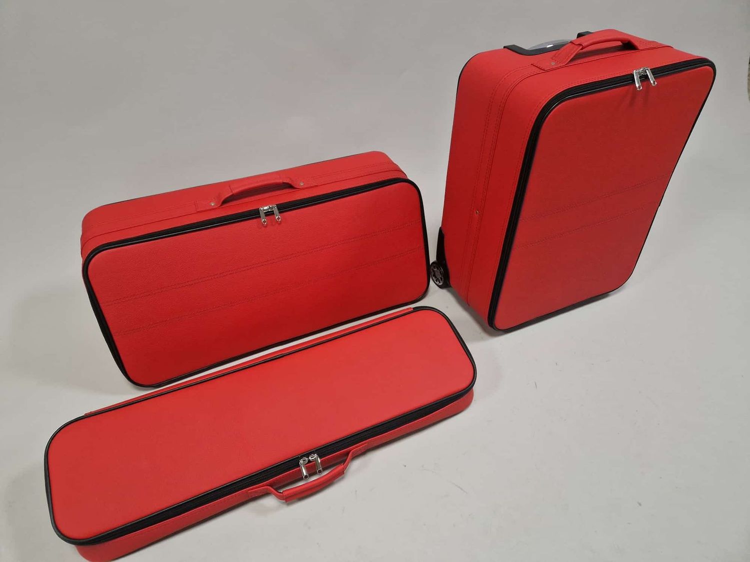 Roadsterbag Ferrari 458 Coupe + Spider in Ferrari Red leather (3-pcs)