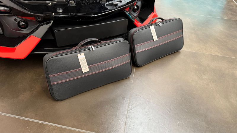 Roadsterbag for Lamborghini Revuelto interior (2-pcs)