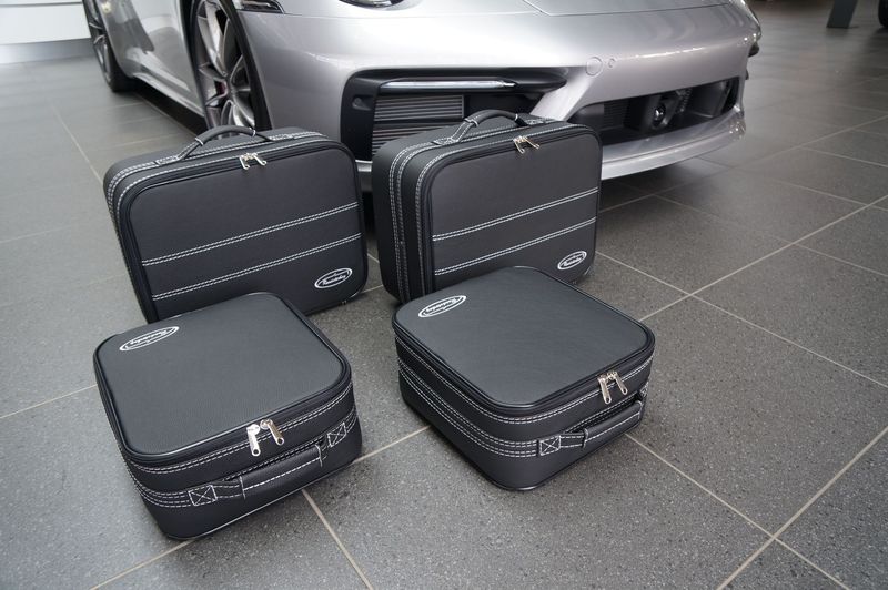 Roadsterbag Porsche 992 backseat luggage set (partial leather)