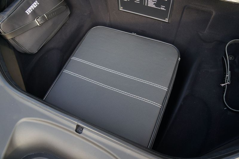 Roadsterbag luggage set Ferrari 488 PISTA (2-pcs)