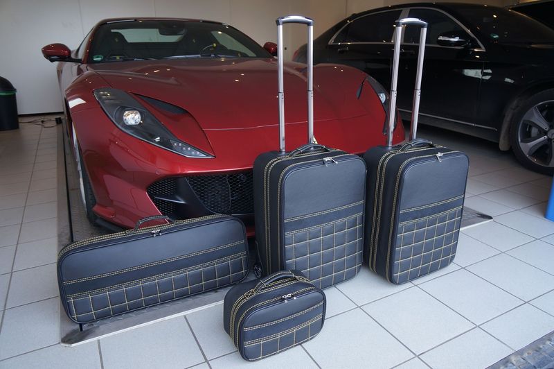 Roadsterbag luggage set Ferrari 812 GTS (4-pcs) Yellowblock Black Leather