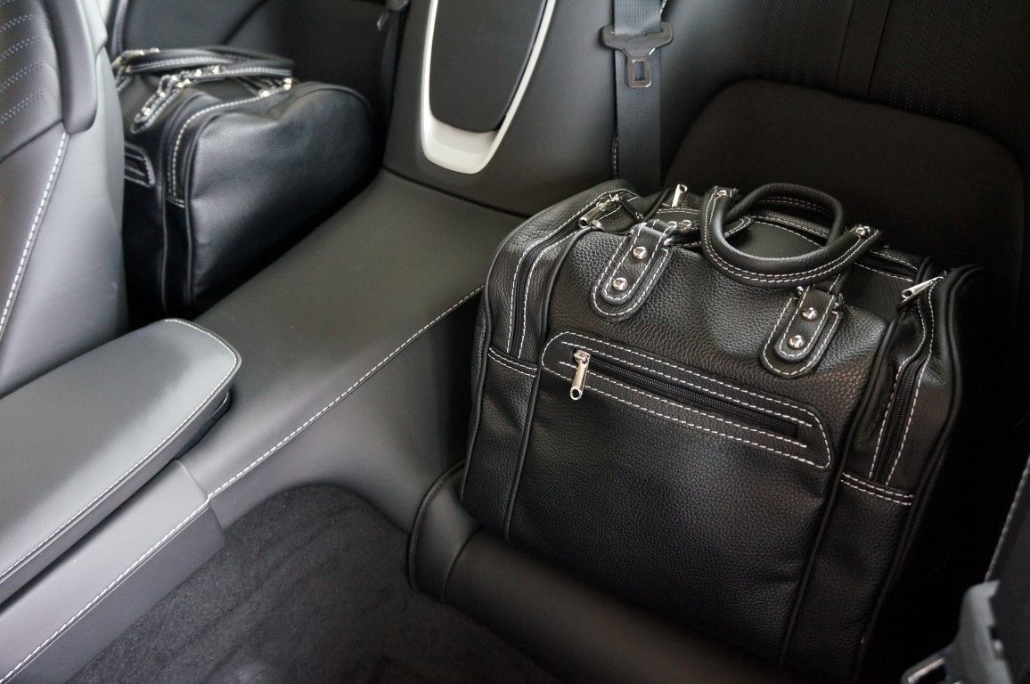 Roadsterbag luggage set Aston Martin DB11 Coupe + Superleggera (2016-2021) Backseat Black Leather 2-pcs Roadsterbag luggage set Aston Martin DB11 Coupe + Superleggera (2016-2021) Backseat Black Leather 2-pcs