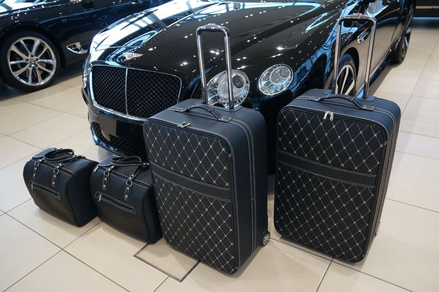 Roadsterbag luggage set Bentley Continental GT 2003-2018 (5-pcs) Roadsterbag luggage set Bentley Continental GT 2003-2018 (5-pcs)