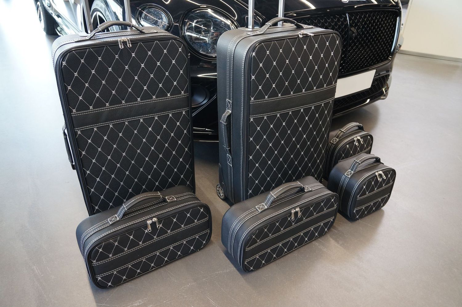 Roadsterbag luggage set Bentley Continental GTC 2019-2024 (6-pcs) Roadsterbag luggage set Bentley Continental GTC 2019-2024 (6-pcs)