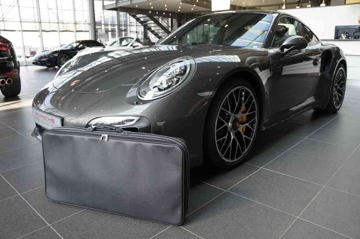 Roadsterbag Garment bag Porsche 991 Coupé (partial leather) Roadsterbag Garment bag Porsche 991 Coupé (partial leather)