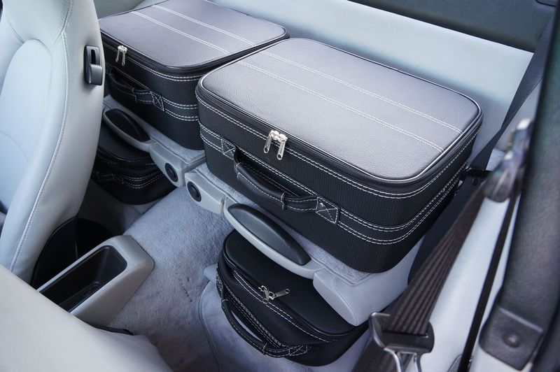 Roadsterbag luggage set Porsche 993 rear seat (partial leather)