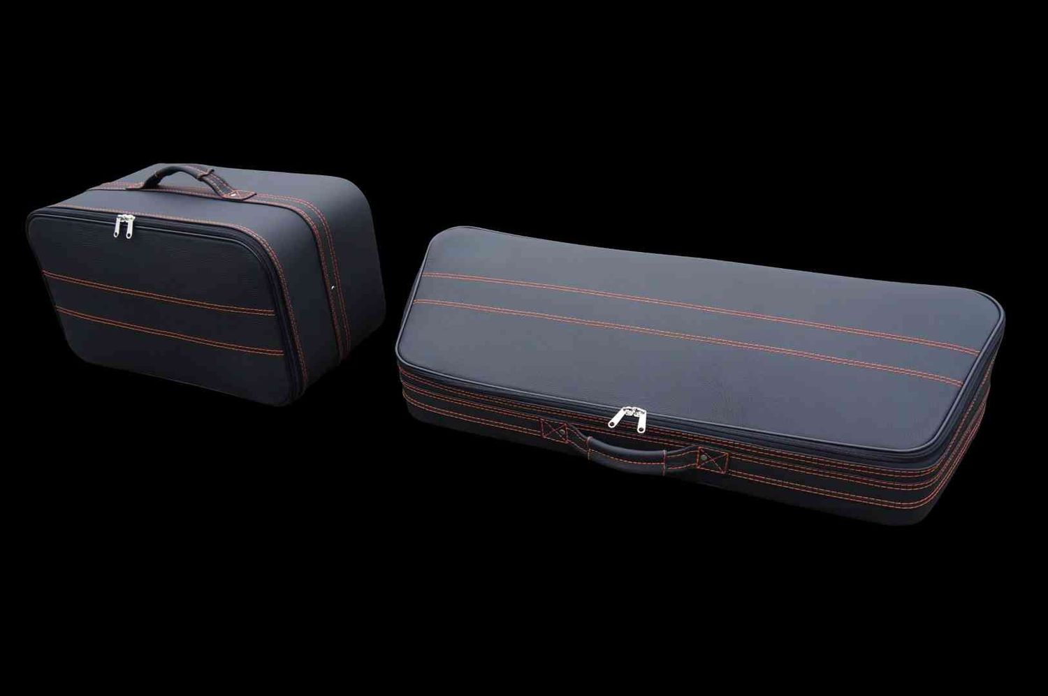 Roadsterbag luggage set Audi R8 Spyder from 2015- Black Leather + Orange seams (2-pcs) Roadsterbag luggage set Audi R8 Spyder from 2015- Black Leather + Orange seams (2-pcs)