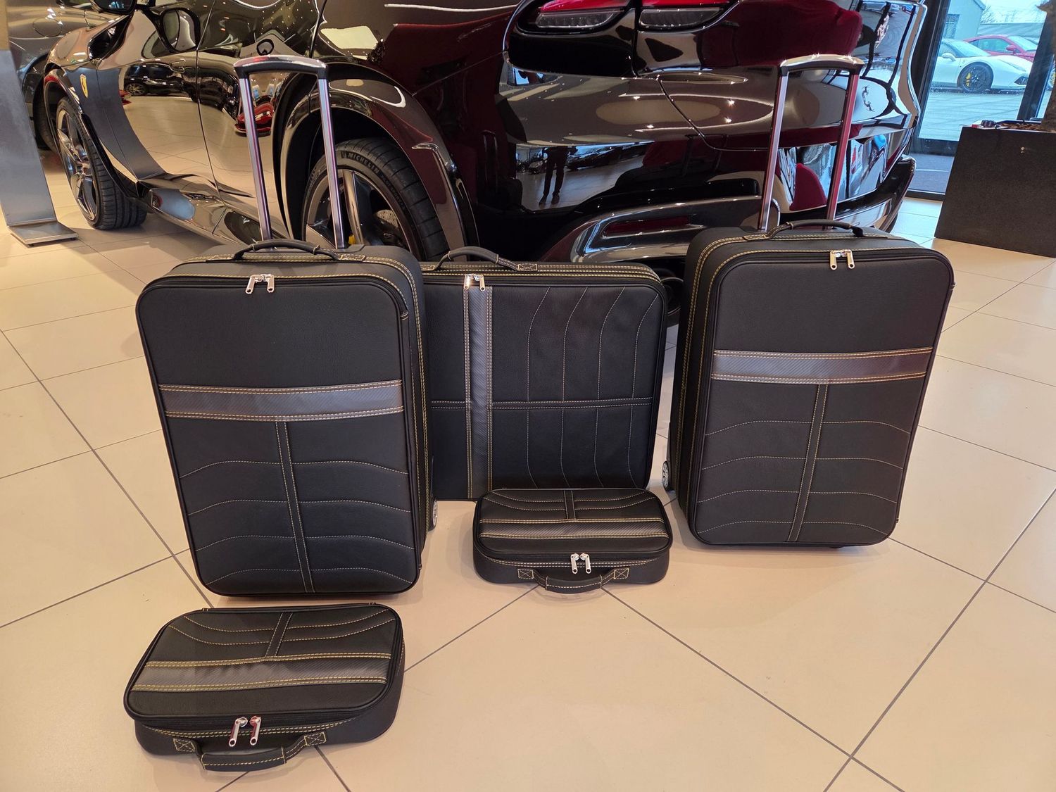 Roadsterbag luggage set Ferrari Purosangue Nero Leather (5-pcs)