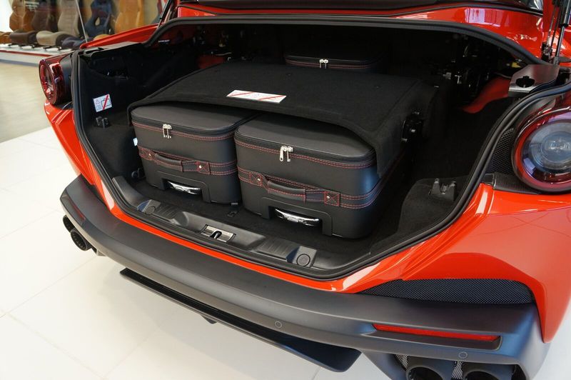 Roadsterbag luggage set Ferrari Portofino/Portofino M Trunk + Red stitching (3-pcs)