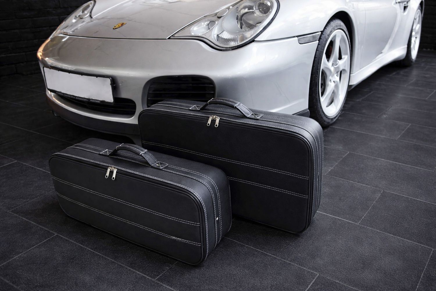 Roadsterbag luggage set Porsche 996 4S & Turbo front trunk Roadsterbag luggage set Porsche 996 4S & Turbo front trunk