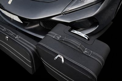Ferrari F8 Tributo トリブート ポートフォリオ 外装ケース付き Roadsterbag luggage set Ferrari F8 Tributo (4-pcs)