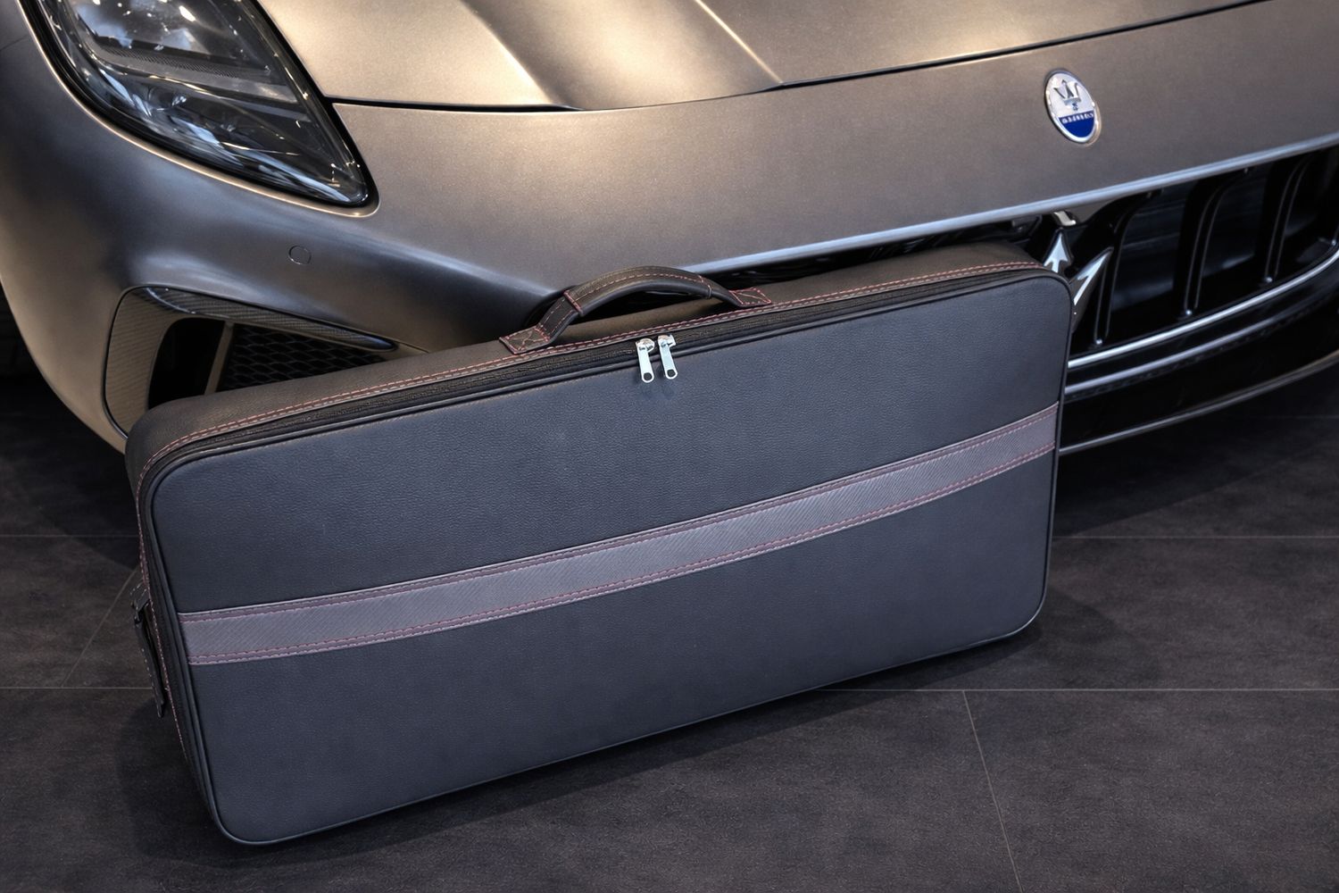 Roadsterbag Garment bag Maserati GranTurismo 2023- (1-pcs)