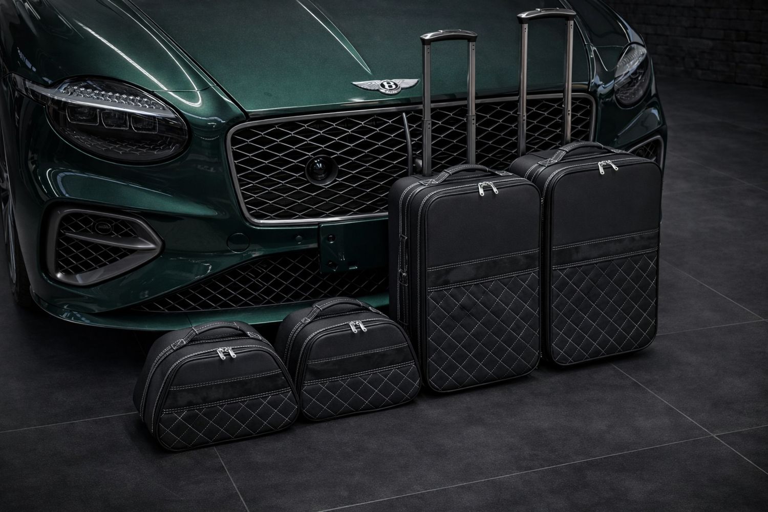 Roadsterbag luggage set Bentley Continental GTC Hybrid 2024- (4-pcs) Roadsterbag luggage set Bentley Continental GTC Hybrid 2024- (4-pcs)