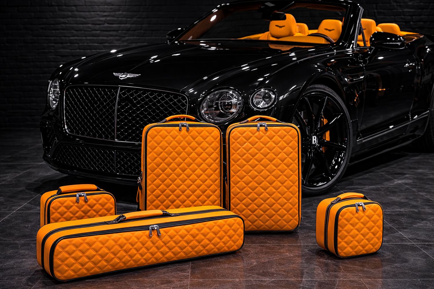 Roadsterbag luggage set Bentley Continental GTC 2019-2024 Mandarin leather (5-pcs) Roadsterbag luggage set Bentley Continental GTC 2019-2024 Mandarin leather (5-pcs)