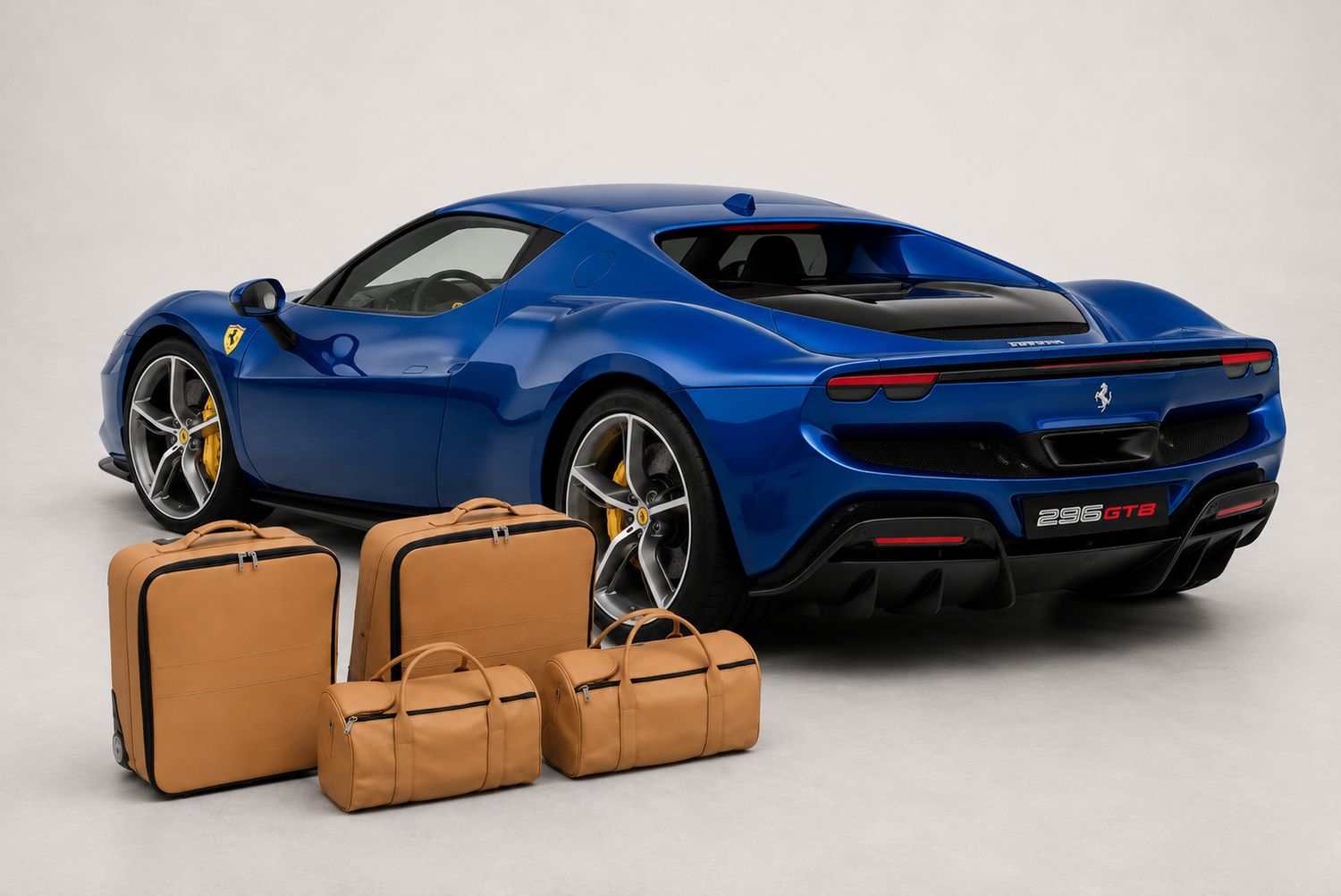 Roadsterbag luggage set Ferrari 296 GTB Trunk + Interior (leather) Sabbia (4-pcs) Roadsterbag luggage set Ferrari 296 GTB Trunk + Interior (leather) Sabbia (4-pcs)