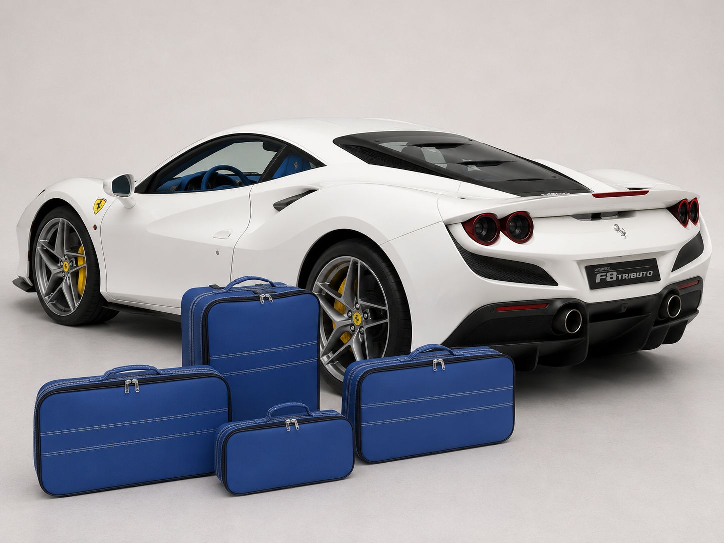 Roadsterbag luggage set Ferrari F8 Tributo (4-pcs) Kobalt Roadsterbag luggage set Ferrari F8 Tributo (4-pcs) Kobalt