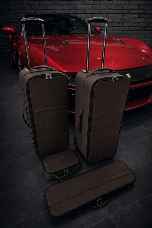 Roadsterbag luggage set Ferrari 12Cilindri Spider (with Subwoofer) in Espresso leather (4-pcs)