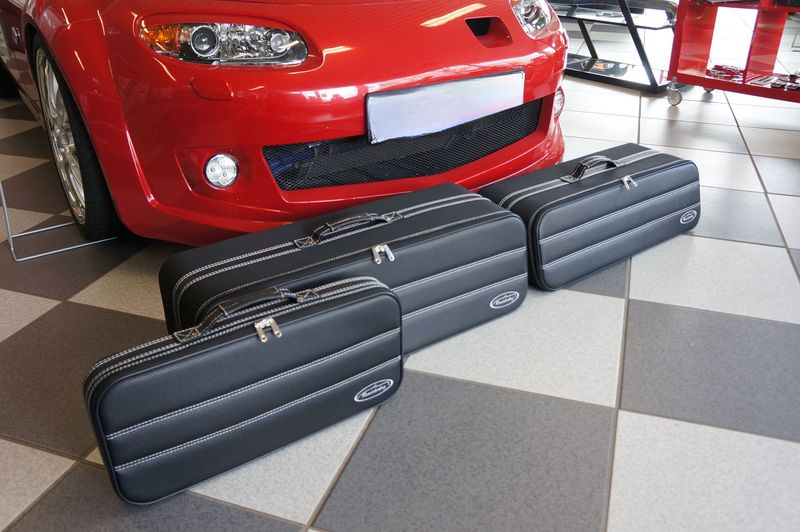 Roadsterbag  luggage set Mazda MX-5 NC with Silverwhite stitching