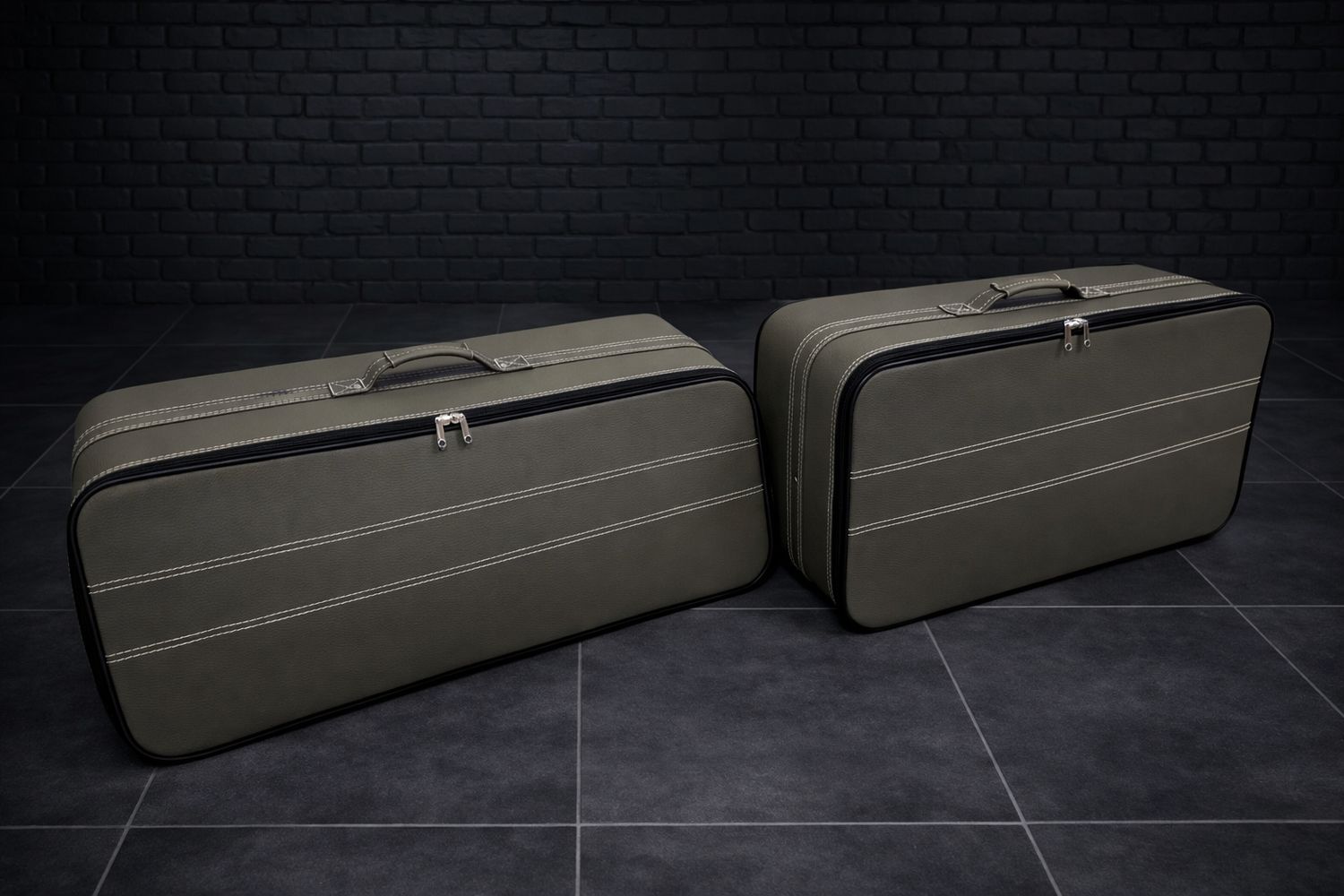 Roadsterbag luggage set Mercedes SL R232 leather Olive (2-pcs) Roadsterbag luggage set Mercedes SL R232 leather Olive (2-pcs)