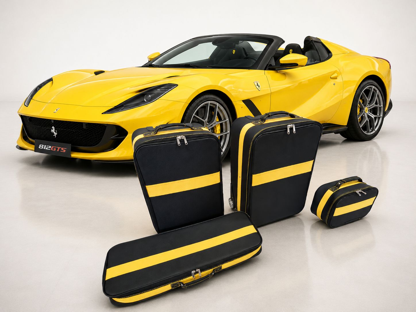 Roadsterbag luggage set Ferrari 812 GTS (4-pcs) Nero Leather + Giallo striping