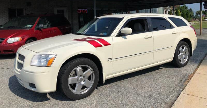 2005 - 2008 Dodge Magnum Hood to Fender Decal Kit