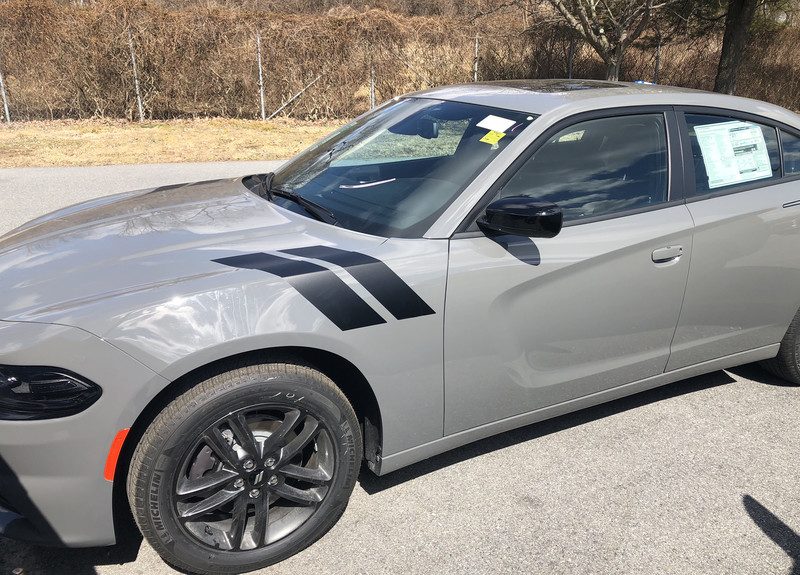 2006 - Up Dodge Charger Hood to Fender Stripes