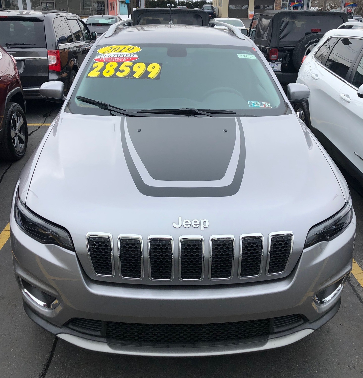 2014 - Up Jeep Cherokee Trailhawk Style Hood Blackout Decal