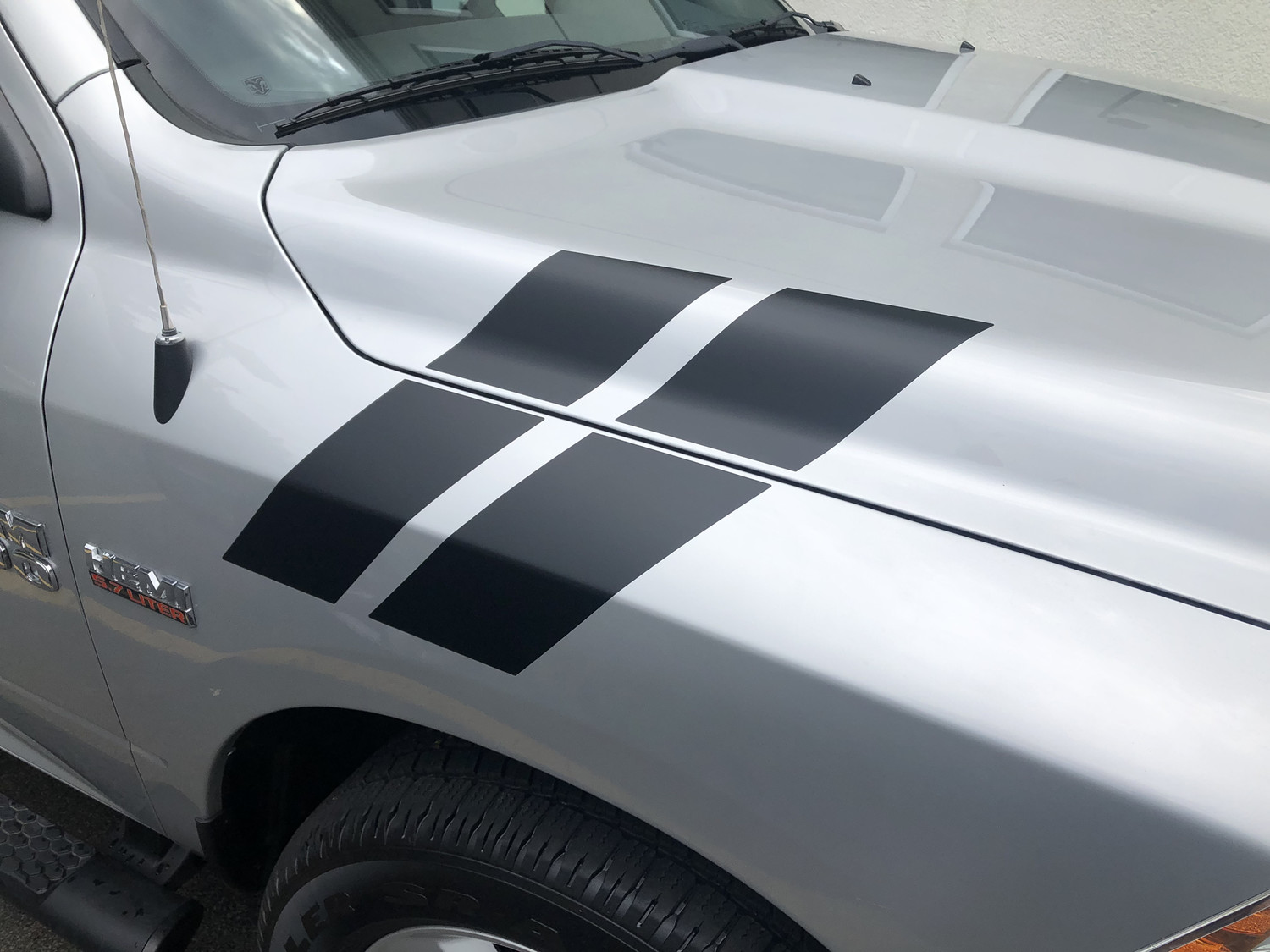 2008 - Up Dodge Ram Hood to Fender Hash Stripes 1500 2500 3500