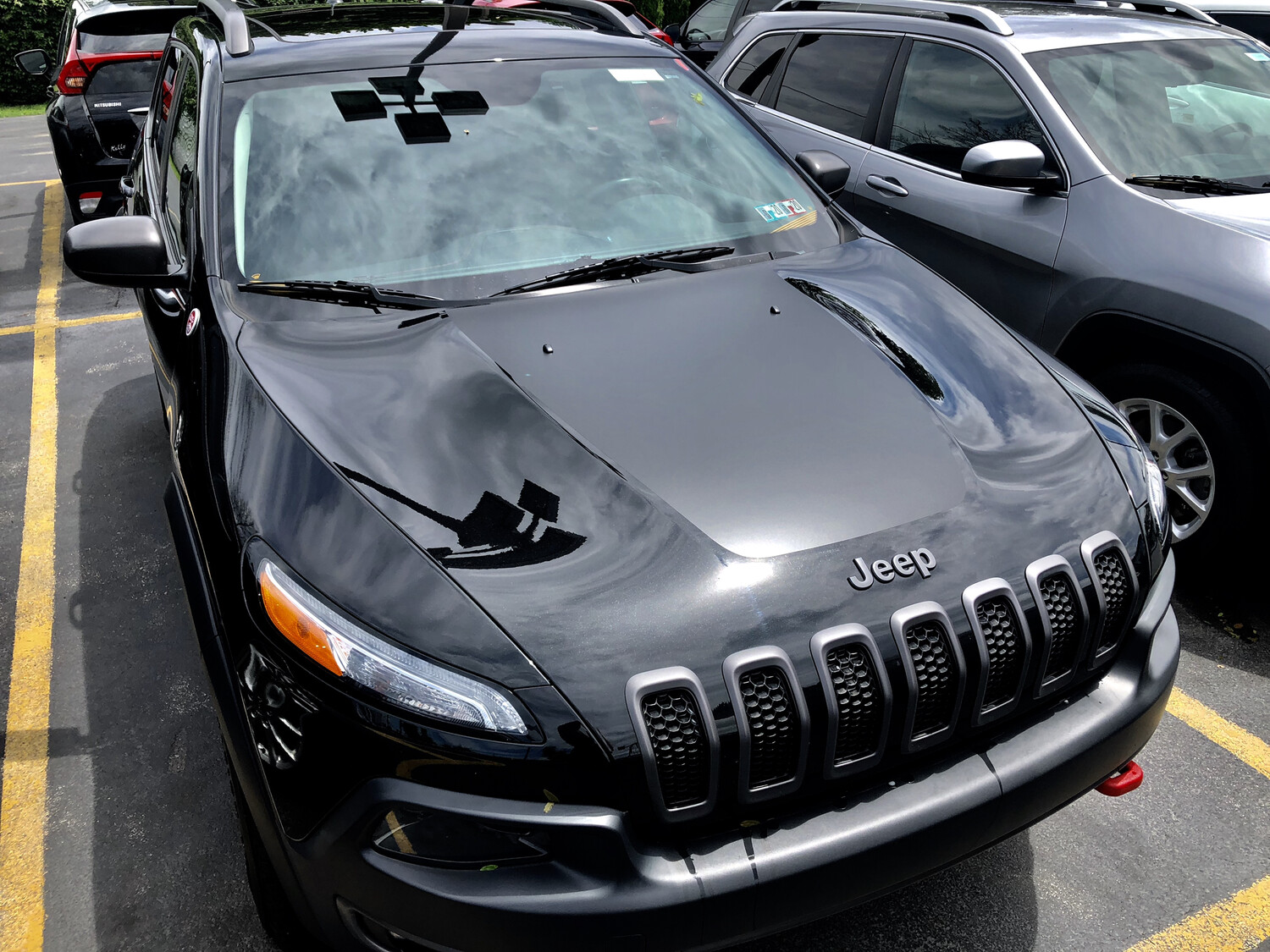 2014 - Up Jeep Cherokee Trailhawk Style Hood Blackout Decal
