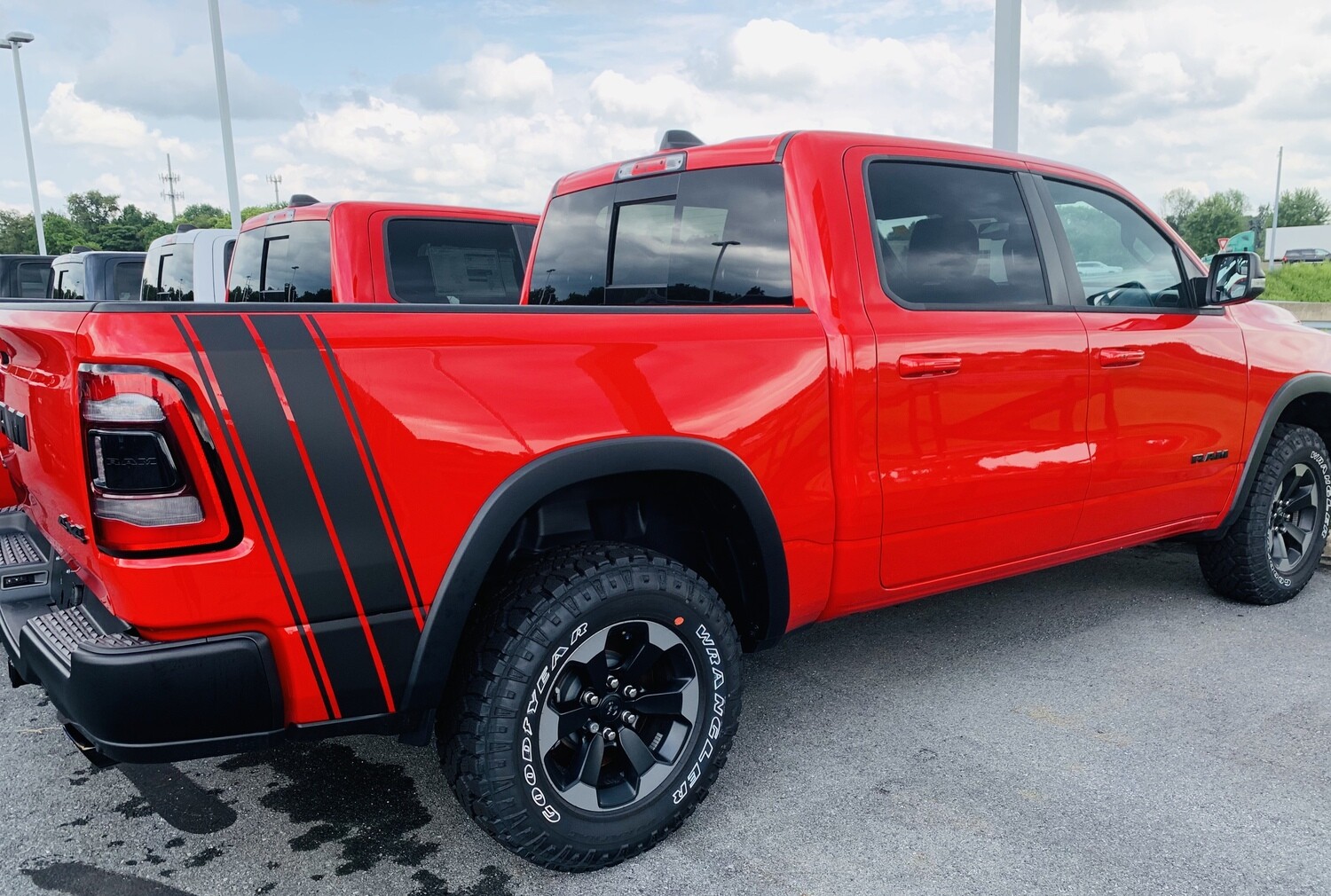 2019 - Up Dodge Ram Bedside Tail Bumblebee Stripes