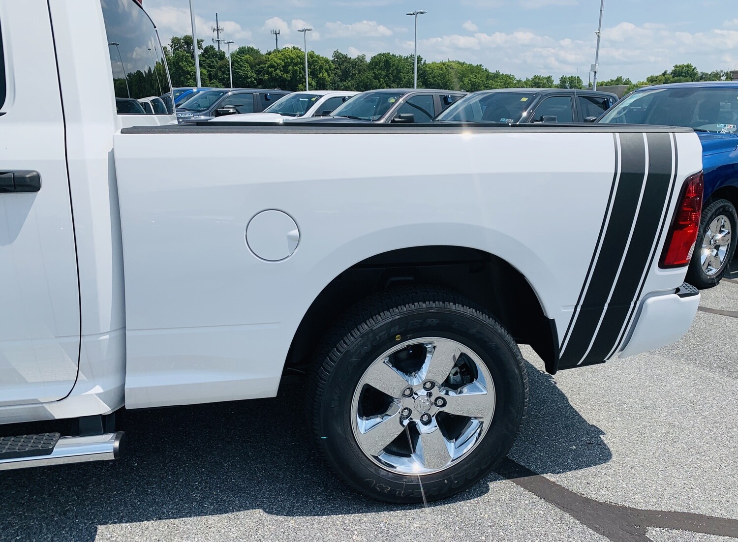 2009 - 2021 Classic Dodge Ram Bedside Tail Bumblebee Stripes