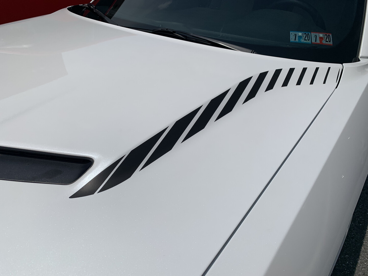 2015 - up Dodge Challenger Hood Spear Accent Stripe Vinyl Graphics