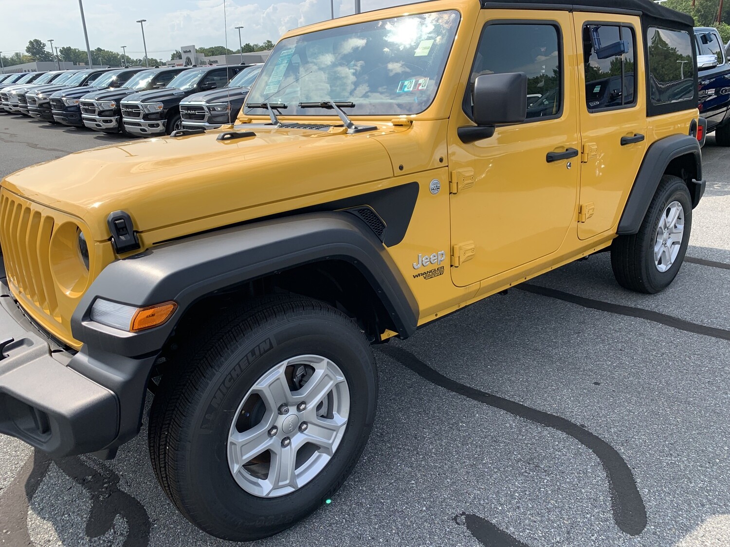 2018 - up Jeep Gladiator JT Wrangler JL JLU Gravity Style Extended Fender Vent Blackout Vinyl Graphics