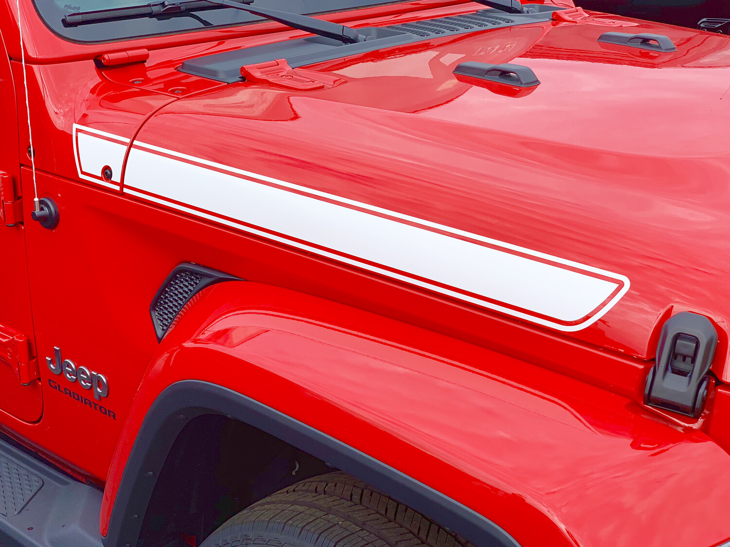 Jeep Gladiator JT Wrangler JL JLU Rubicon Straight Hood Spear Graphics