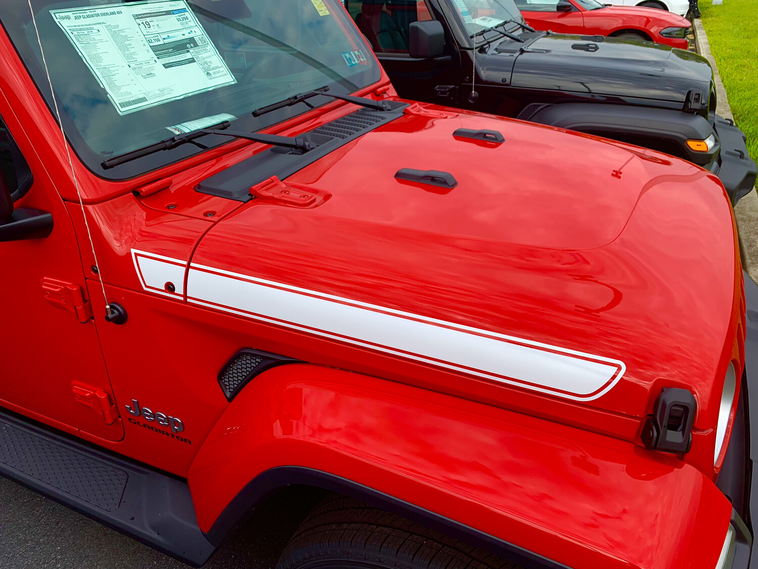 Jeep Gladiator JT Wrangler JL JLU Rubicon Straight Hood Spear Graphics