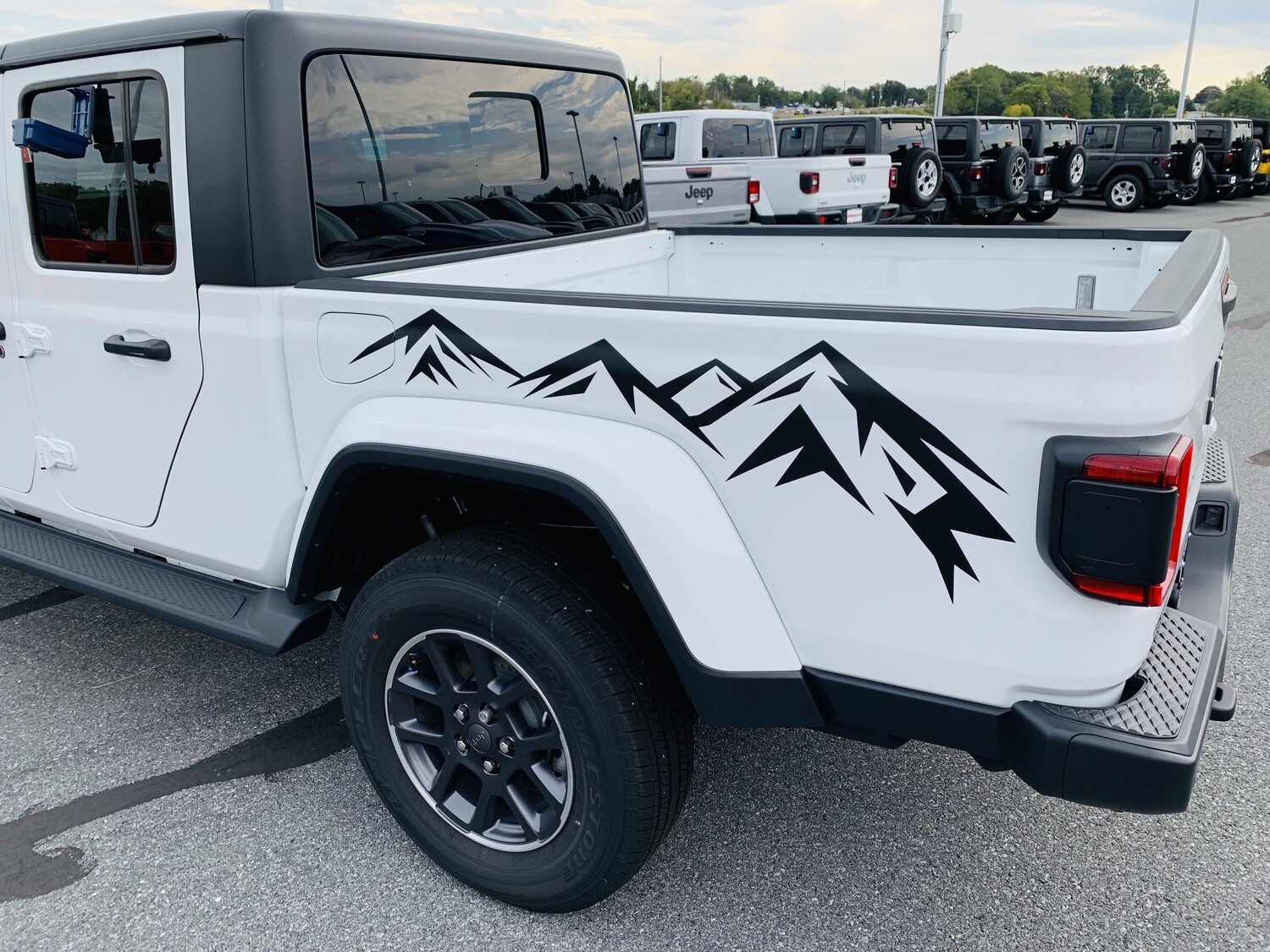 Jeep Wrangler JK JL Gladiator JT Large Mountain Range Vinyl Graphics