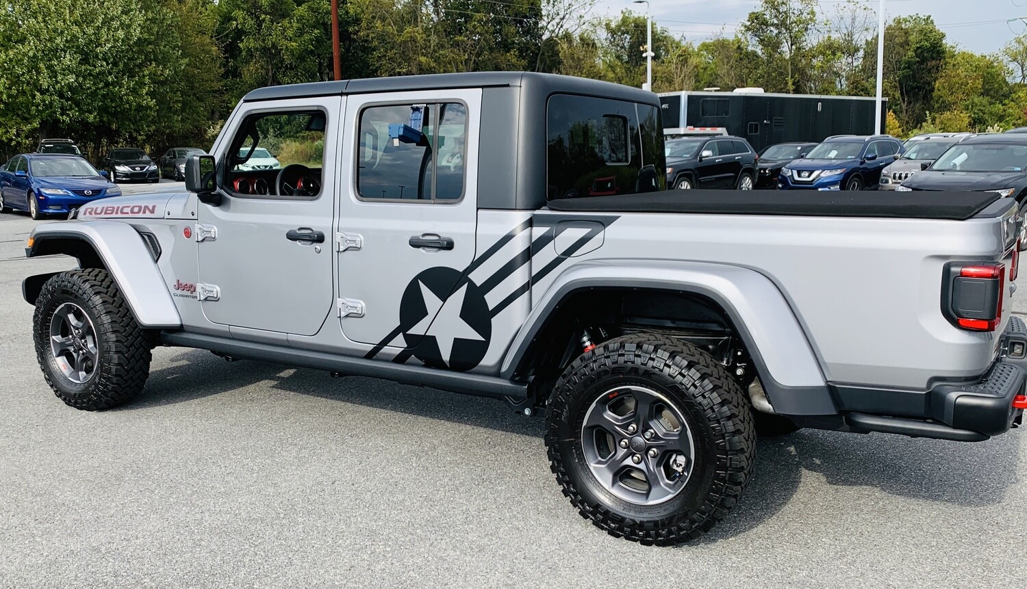 Jeep Gladiator JT Large Star/Bar Vinyl Graphics