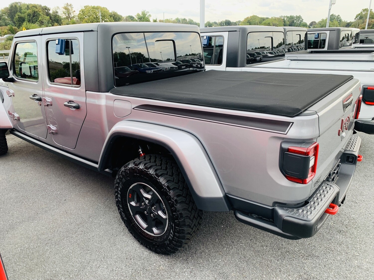2020 Jeep Gladiator JT Bed Spear Graphics