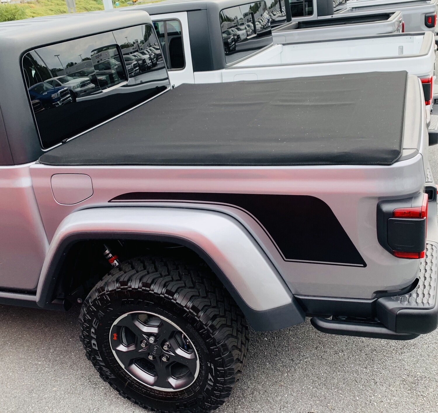 2020 Jeep Gladiator JT Bed Gen 2 Hockey Stripe Graphics