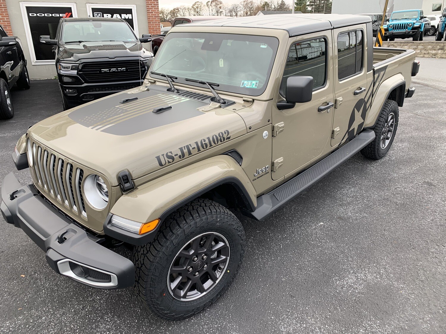 Jeep Gladiator JT Wrangler JL JLU JK JKU Hood Lettering Graphics