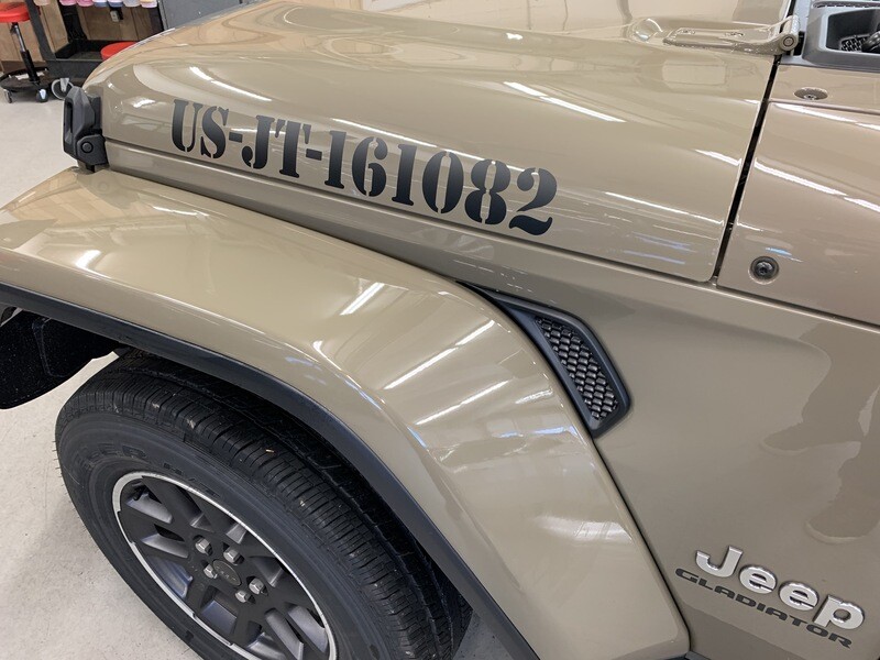 Jeep Gladiator JT Wrangler JL JLU JK JKU Hood Lettering Graphics