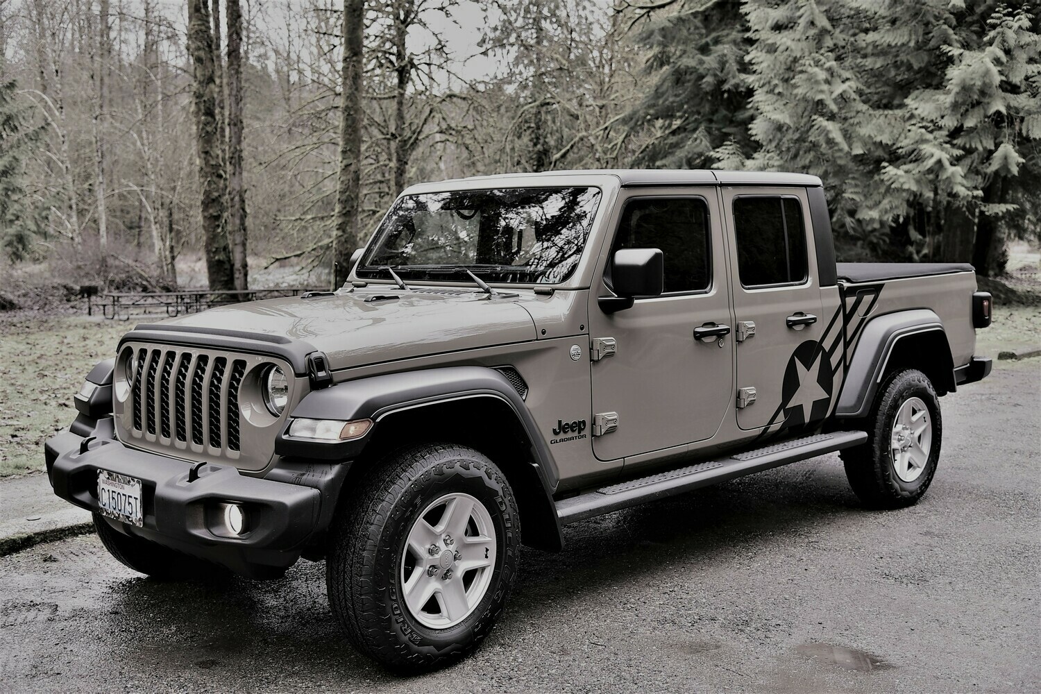Jeep Gladiator JT Large Star/Bar Vinyl Graphics