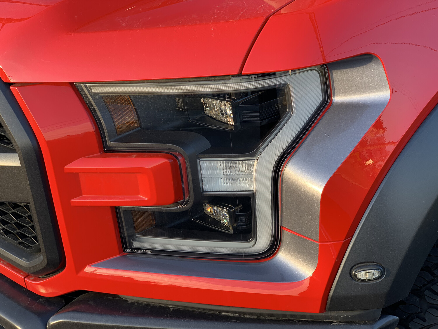 2017 - 2020 Ford F150/ Raptor Headlight and Taillight Accent Graphics 