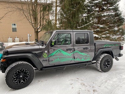 Jeep Gladiator JT / Wrangler Extra Large Mountain Range Vinyl Graphics