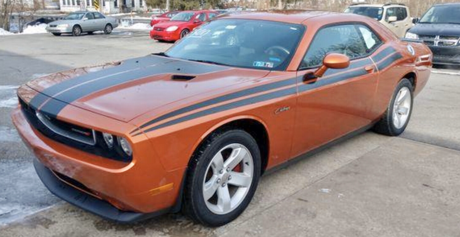 2008 - Up Dodge Challenger 71 RT Style Side Stripes