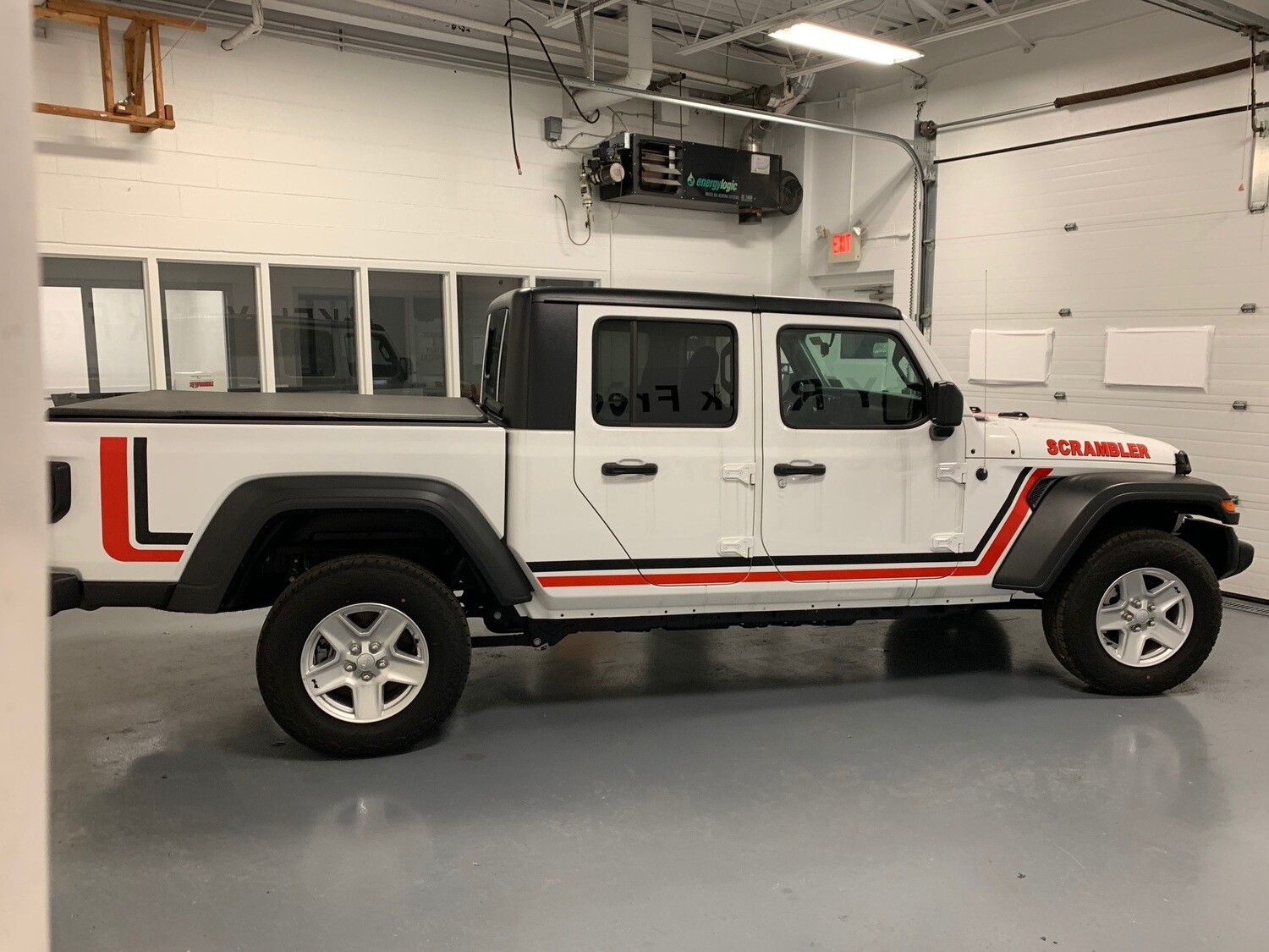 2020 & Up Jeep Gladiator Retro Scrambler Style #1 Side Stripes