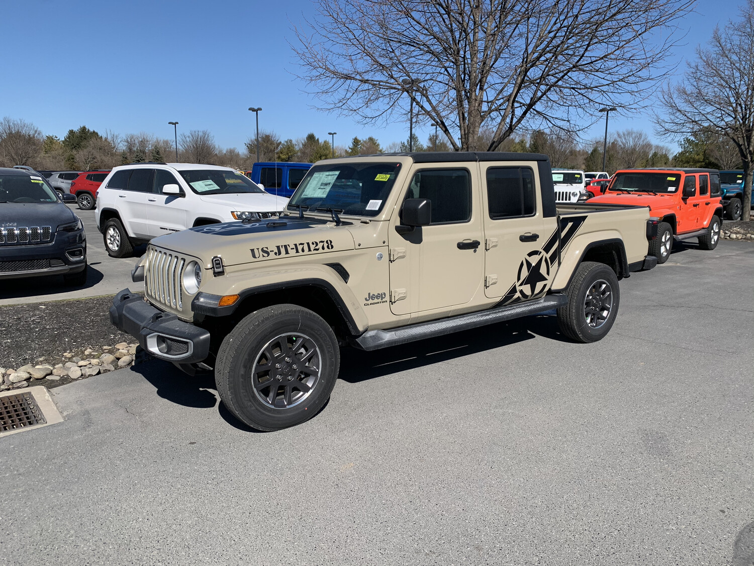 Jeep Gladiator JT Large Star/Bar Vinyl Graphics