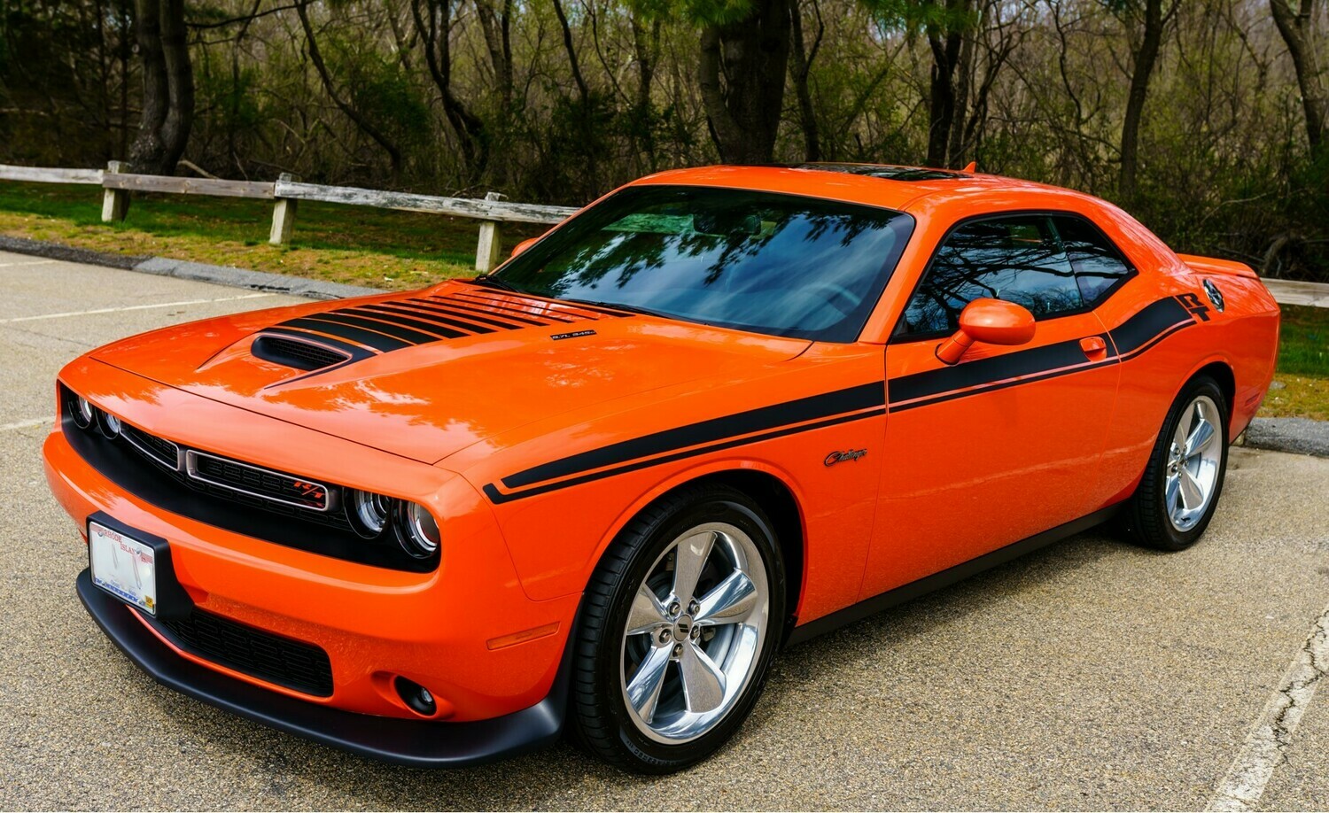 2015 - up Dodge Challenger SRT Hellcat Scat Pack RT GT Hood Blackout Graphics