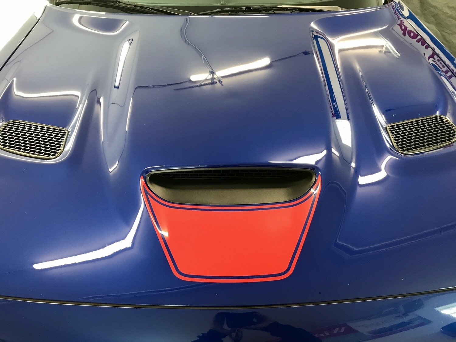 2015 - up Dodge Challenger SRT Hellcat RT GT Hood Intake Blackout Graphics